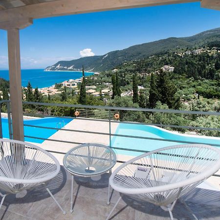 Mylos Mountain Villas- Villa Giorgio อาโยส นิกีตัส ภายนอก รูปภาพ