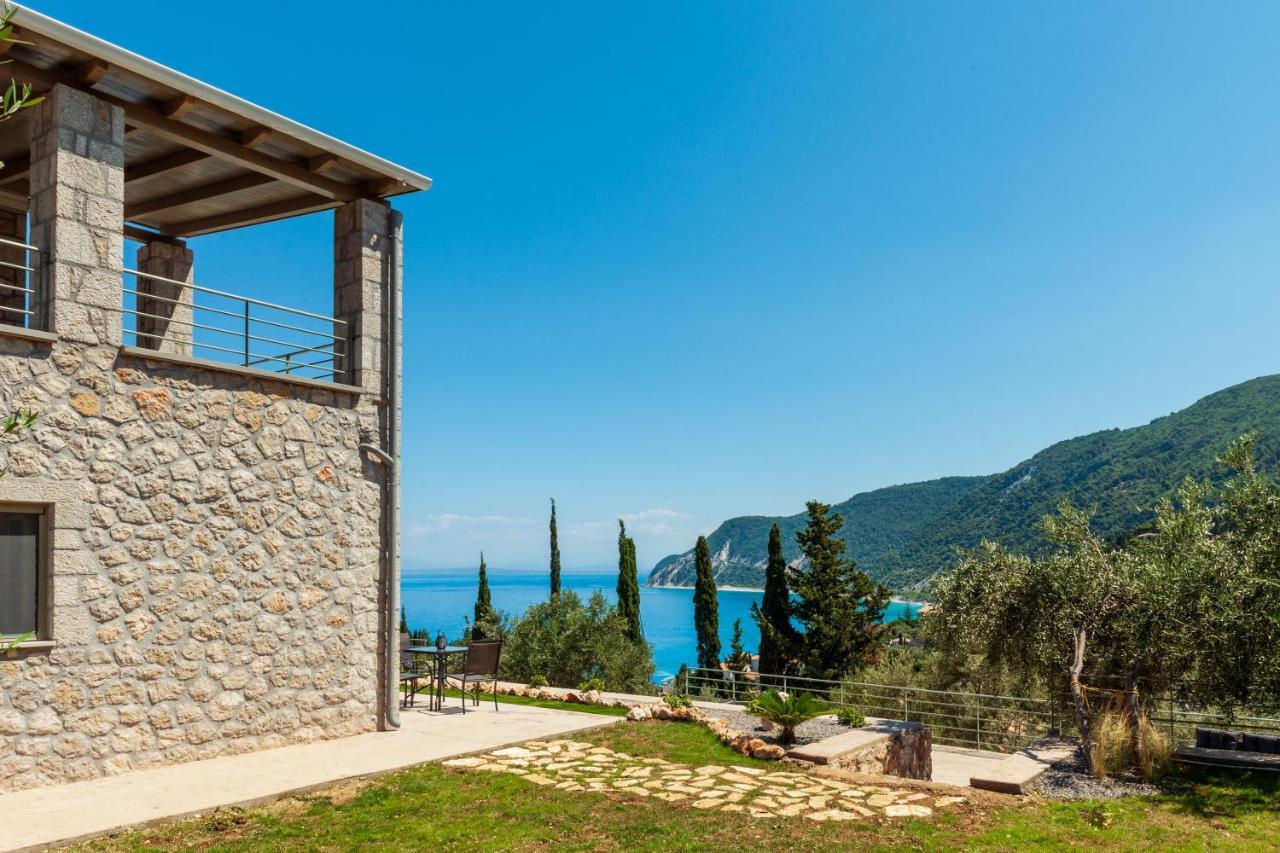 Mylos Mountain Villas- Villa Giorgio อาโยส นิกีตัส ภายนอก รูปภาพ