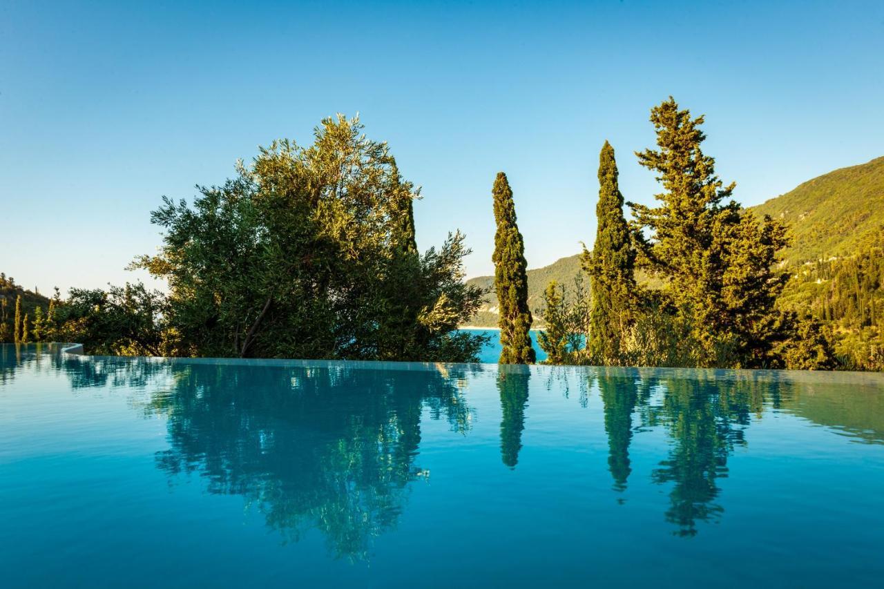 Mylos Mountain Villas- Villa Giorgio อาโยส นิกีตัส ภายนอก รูปภาพ